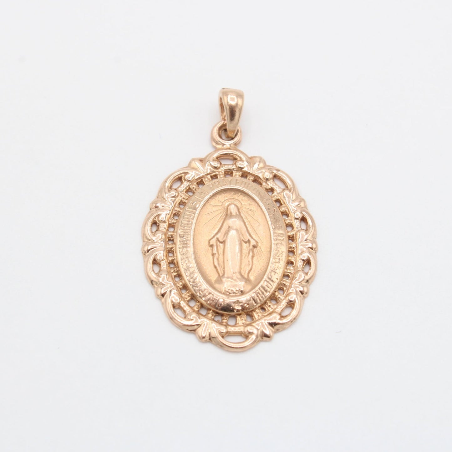 "NEW" 14K Virgen Gold Pendant