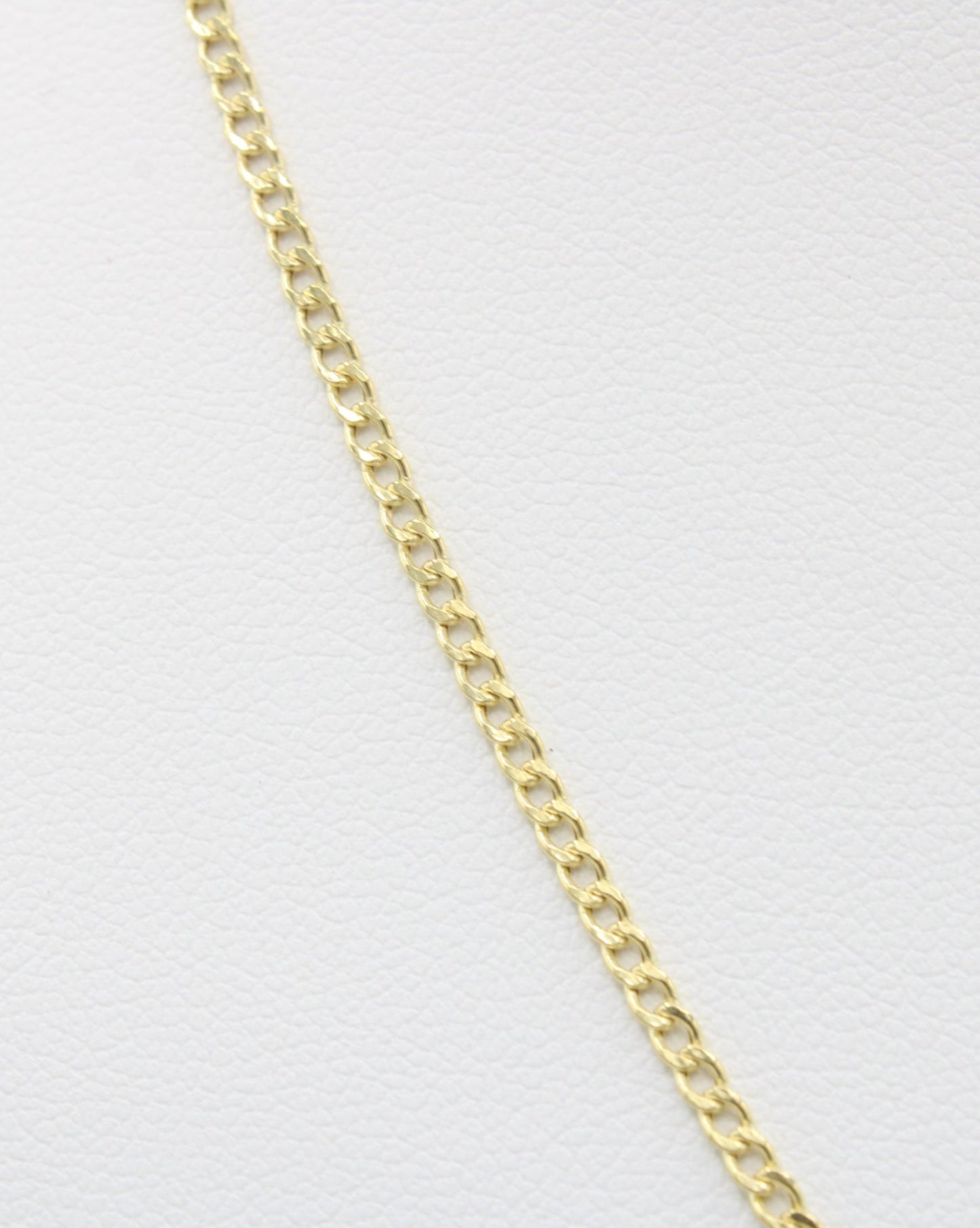 "NEW" 14K Divino Nino Pendant W- Hollow Cuban Chain.