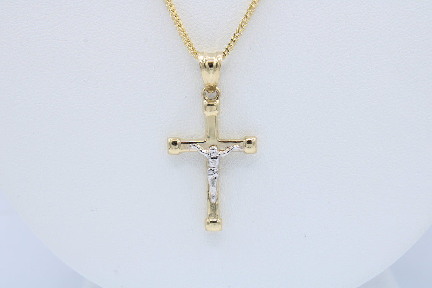 14k Cross Pendant w/ Hollow Franco Chain